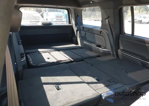 2025 Rivian R1S Adventure Dual Motor Large Pack/Adventure Dual Motor Max Pack z USA, uszkodzony, nr VIN 7PDSGBBA0SN048408